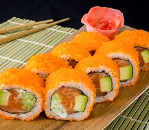 Калифорния с лососем