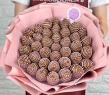 Букет из клубники в шоколаде Молочная Нежность