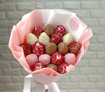 Букет из клубники в шоколаде Три Желания