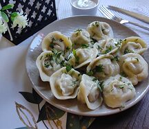 Пельмени с горбушей и шпиком