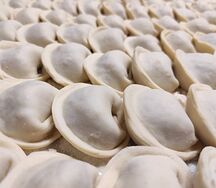 Пельмени с индейкой и пармезаном