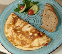 Омлет с черри и шпинатом