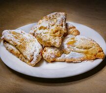 Рогалик с творогом