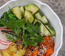 Поке с лососем
