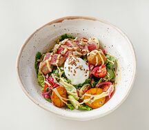 Салат с тунцом и горчичной заправкой 