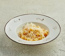 Макарошки с пармезаном 