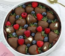 Клубника в шоколаде Premium For You