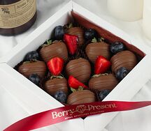 Клубника в шоколаде Сладкий день
