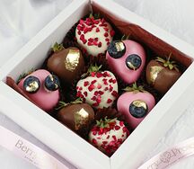 Клубника в шоколаде Черничный десерт