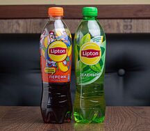 Чай холодный Lipton Персик