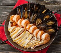 Паэлья с морепродуктами