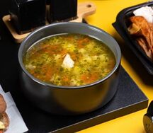 Куриный суп с лапшой