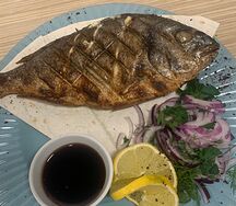 Дорадо на мангале 