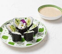 Маки с огурцом