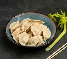 Пельмешки со свининой и сельдереем