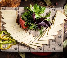 Копченый сулугуни