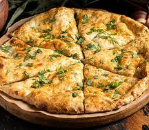 Хачапури с сыром и зеленью