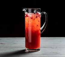 Домашний лимонад Малина-Маракуйя