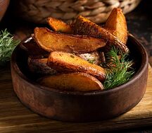 Картофель по-домашнему с аджикой