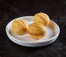 Орешки со сгущенкой