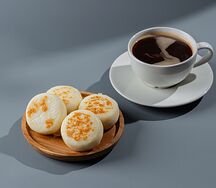 Фитнес-сырники с топпингом