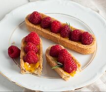 Пирожное Тарт манго-малина