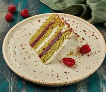 Фисташковый с малиной