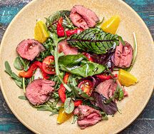 Салат с говяжьей вырезкой су-вид