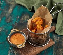 Креветки темпура с соусом сладким чили