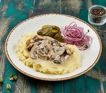 Бефстроганов