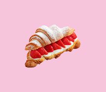 Круассан с клубникой и маскарпоне