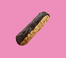 Шоколадный эклер 