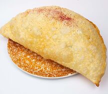 Чебурек с говядиной и тархуном