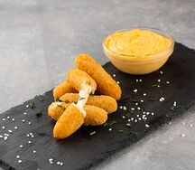 Сырные палочки и шарики