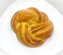 Витушка с персиком