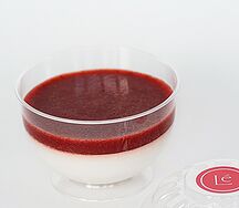 Панакота с клубникой