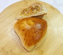 Пирожок с капустой