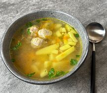 Суп с фрикадельками