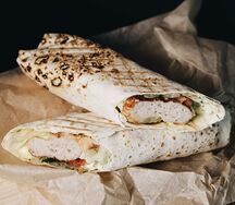 Люля-кебаб в лаваше из курицы
