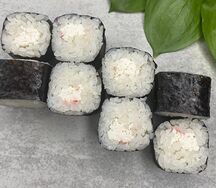 Маки с крабом