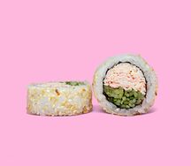 Калифорния с крабом и кунжутом