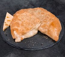 Чебурек 3 сыра