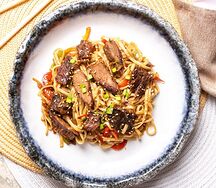 Удон с свининой 