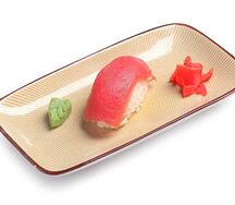 Суши с тунцом 