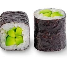 Ролл с авокадо 