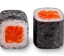 Ролл с копченой семгой