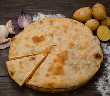 Осетинский пирог с картошкой и грибами