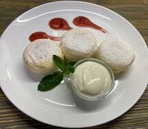 Сырники с клубничной начинкой