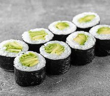 Маки с авокадо