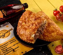 Чебурек с мраморной говядиной